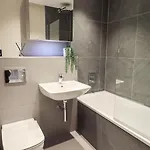 度假居 Rivers Edge *